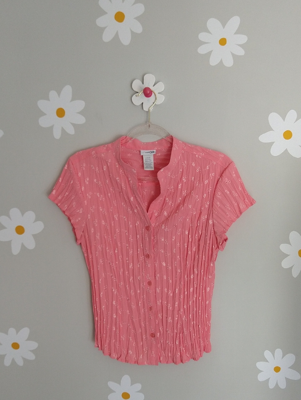 East 5th Petite Coral Cap Sleeve Pleated Elbroidered Floral Eyelet Button-Down